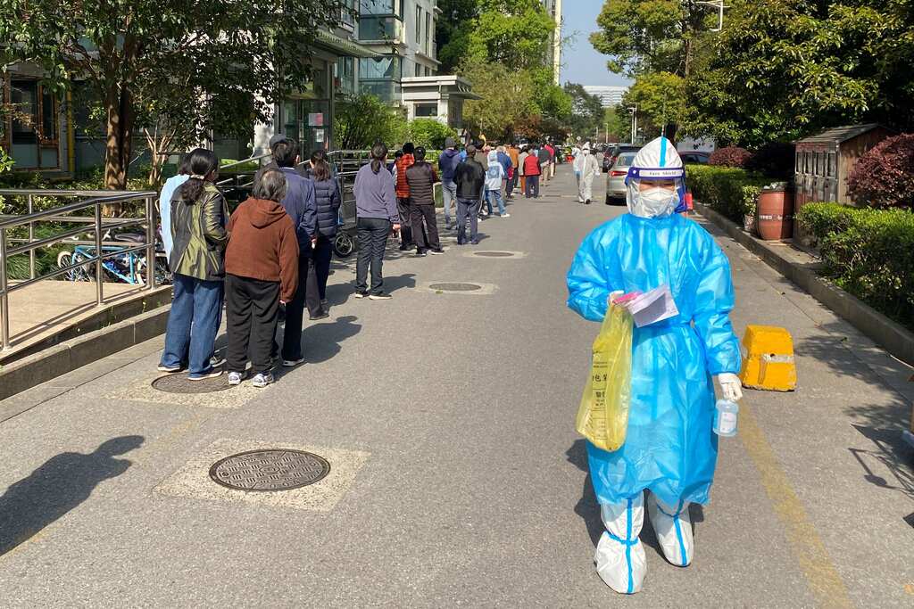 Residents stock up food supplies as Shanghai imposes new COVID lockdown curbs