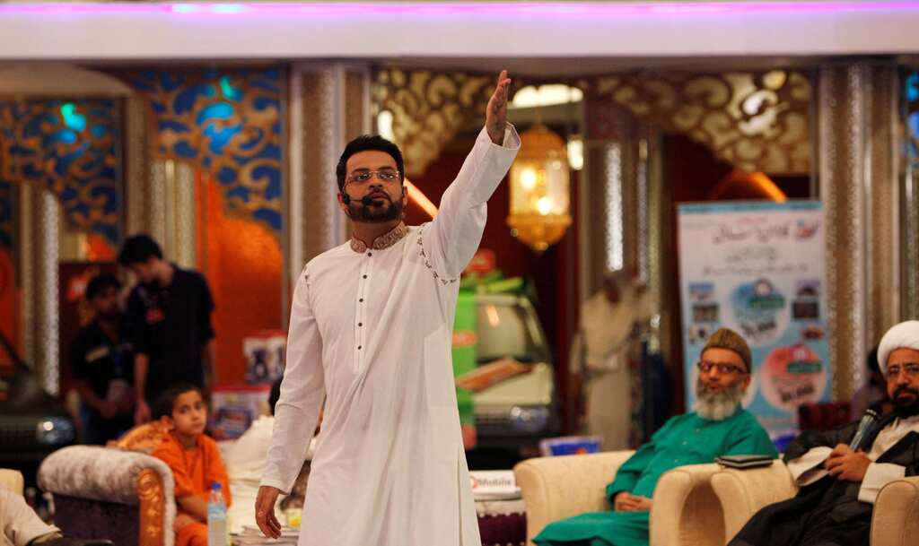 Pakistani police investigating death of televangelist-turned politician