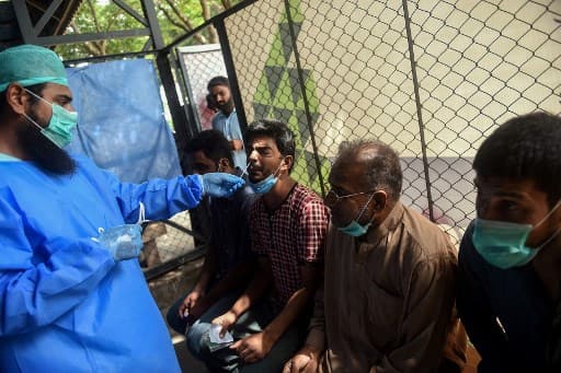 Pakistan reports 73 fresh COVID cases Pakistan reports 73 fresh COVID cases