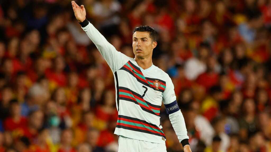US judge dismisses rape suit against football star Ronaldo