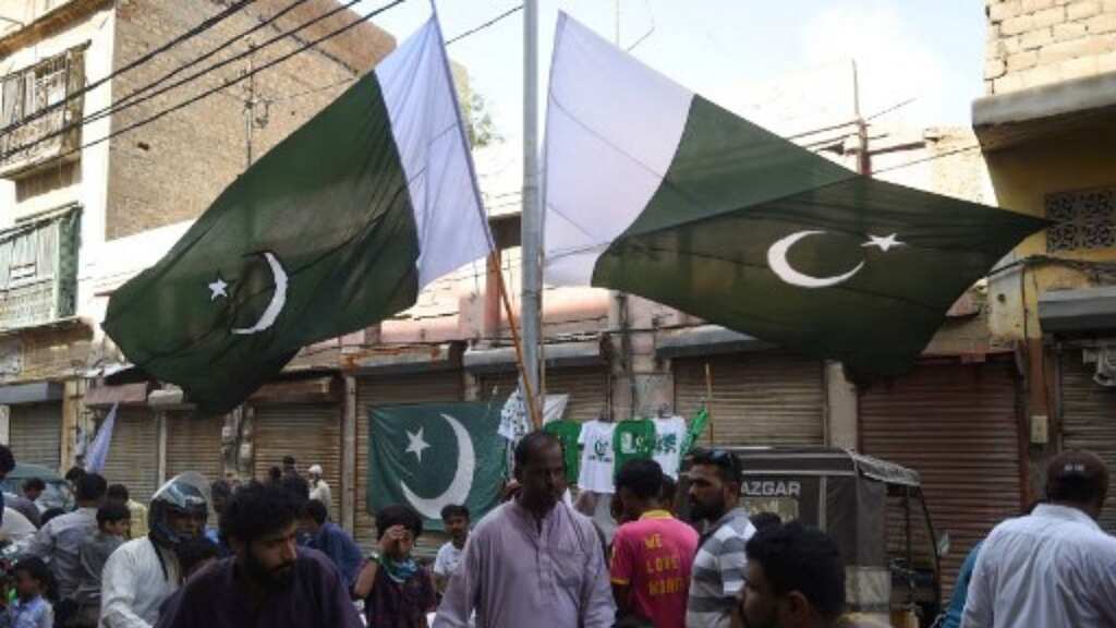 Pakistan withdraws pensionary benefits of five former-servicemen: Report