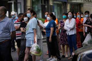 Nearly 200 Covid infections linked to a single bar in Beijing