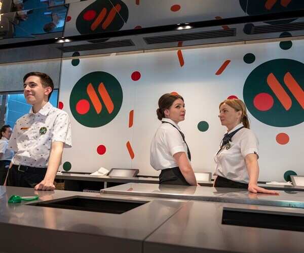 Rebranded McDonald’s opens in Russia as Vkusno & tochka