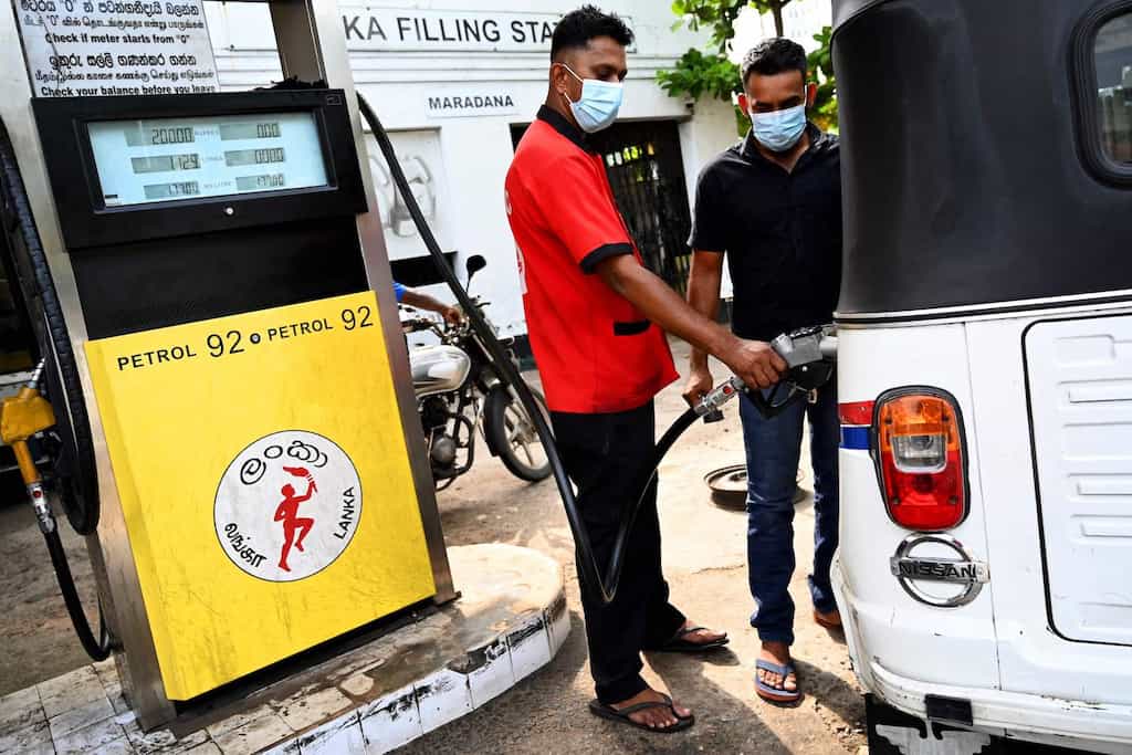 Fuel crisis worsens in Sri Lanka as Lankan government plans fuel-rationing scheme