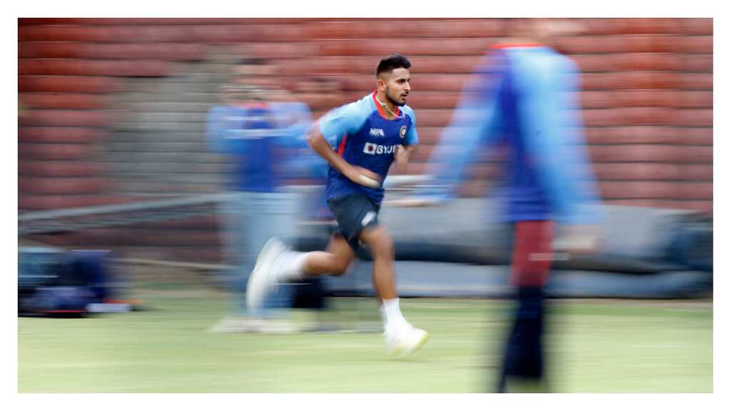 'He should play': Sunil Gavaskar urges India to play Umran Malik in 3rd T20I with series on the line vs SA