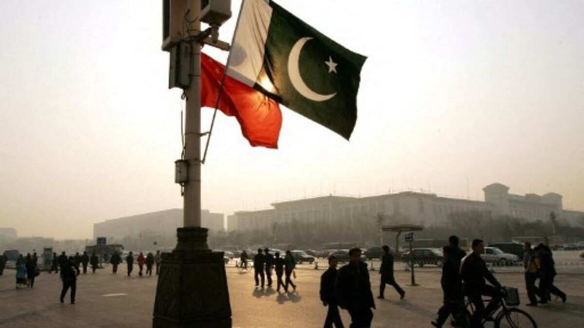Militaries of Pakistan & China to step up defence and anti-terrorism cooperation amidst 'challenging times' Militaries of Pakistan & China to step up defence and anti-terrorism cooperation amidst 'challenging times'