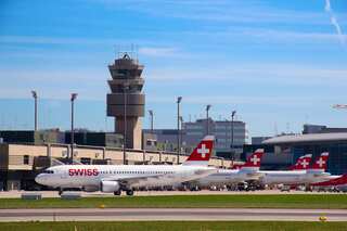 Swiss airspace closed after technical glitches at Geneva and Zurich airports