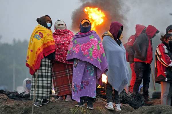 Violent protests erupt in Ecuador against govt's economic policies