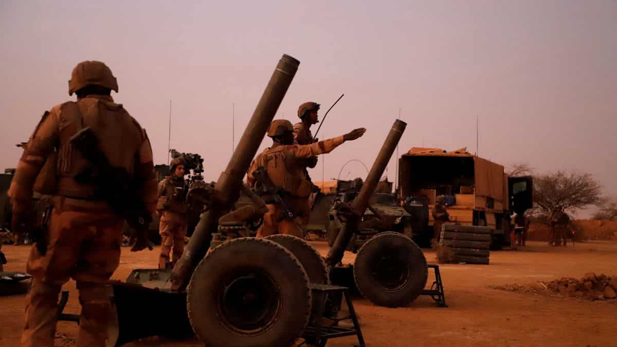 France claims capture of senior Islamic State figure in Mali