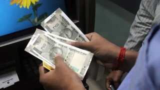 After ATM mistakenly dispenses extra cash, huge crowd rushes to withdraw money in India