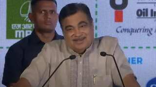 ‘New law’ on cards: Rs 500 reward for sharing picture of wrongly parked vehicle soon, says Indian Minister