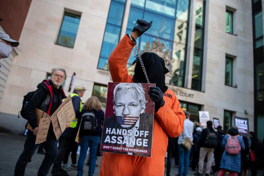 WikiLeaks founder Julian Assange one step closer to extradition