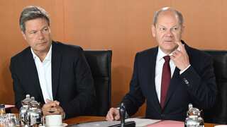 EU-China trade tensions: Habeck's balancing act amid EV tariff dispute