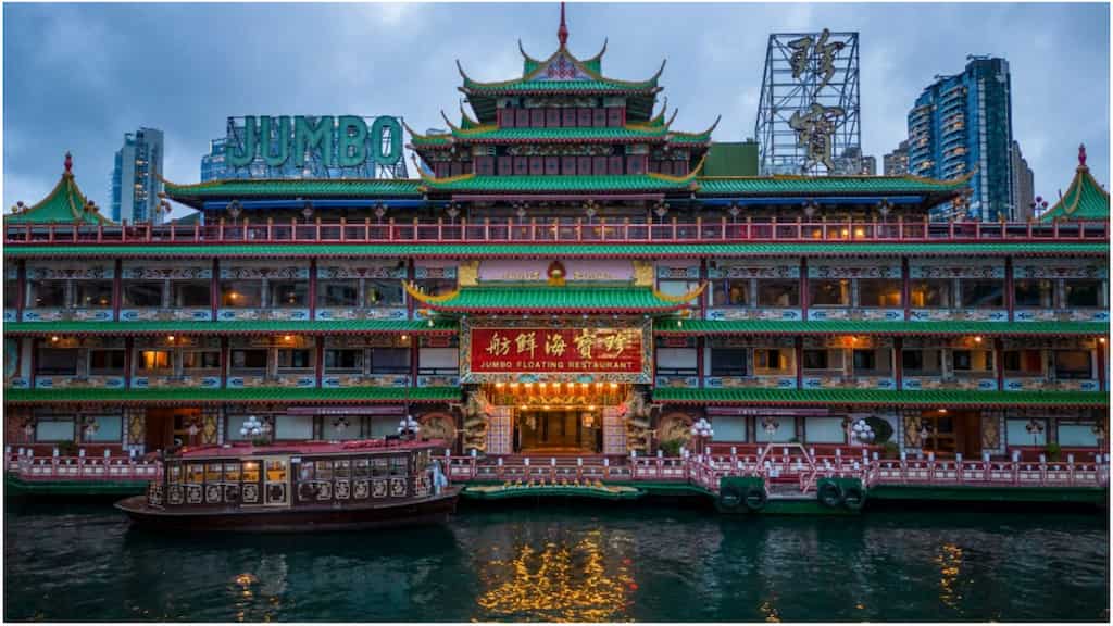 Iconic floating hotel in Hong Kong sinks in South China Sea