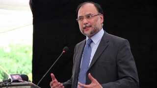 Pakistan's planning minister says corruption does not impede economic development