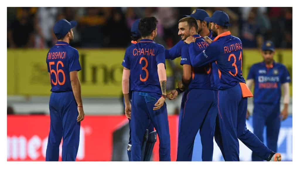 'He'll be one of the trumps cards' - Gavaskar feels India star will be integral to Rohit's T20 WC plans