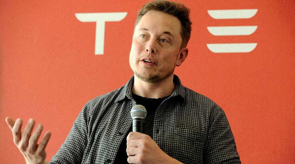 Ex-workers sue Tesla for laying off staff without notice