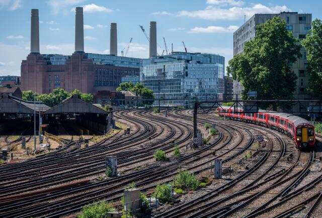 UK Rail Strike disruptions continues, 'it will harm businesses,' says UK PM Boris Johnson