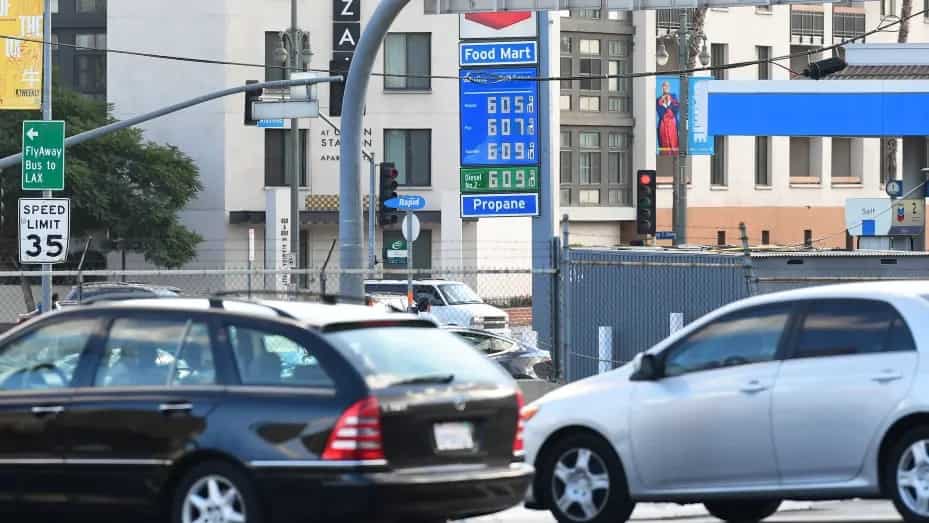 Los Angeles may soon prohibit construction of new gas stations and pave way for EV Los Angeles may soon prohibit construction of new gas stations and pave way for EV