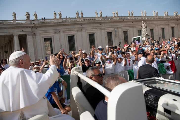 Amid global outrage over SCOTUS ruling, Vatican praises new abortion ruling