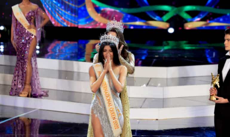 Philippines' Fuschia Anne Ravena wins transgender pageant in Thailand