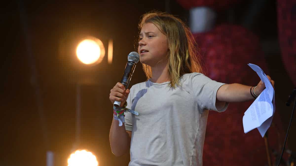 Greta Thunberg makes surprise appearance at Glastonbury festival Greta Thunberg makes surprise appearance at Glastonbury festival