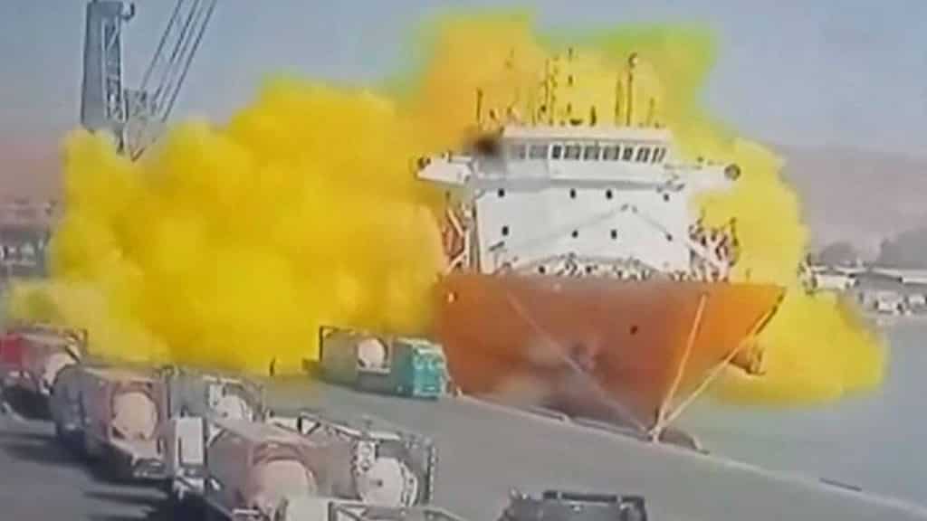Toxic gas leak in Jordan leaves 13 dead and hundreds injured, explosion at Aqaba port