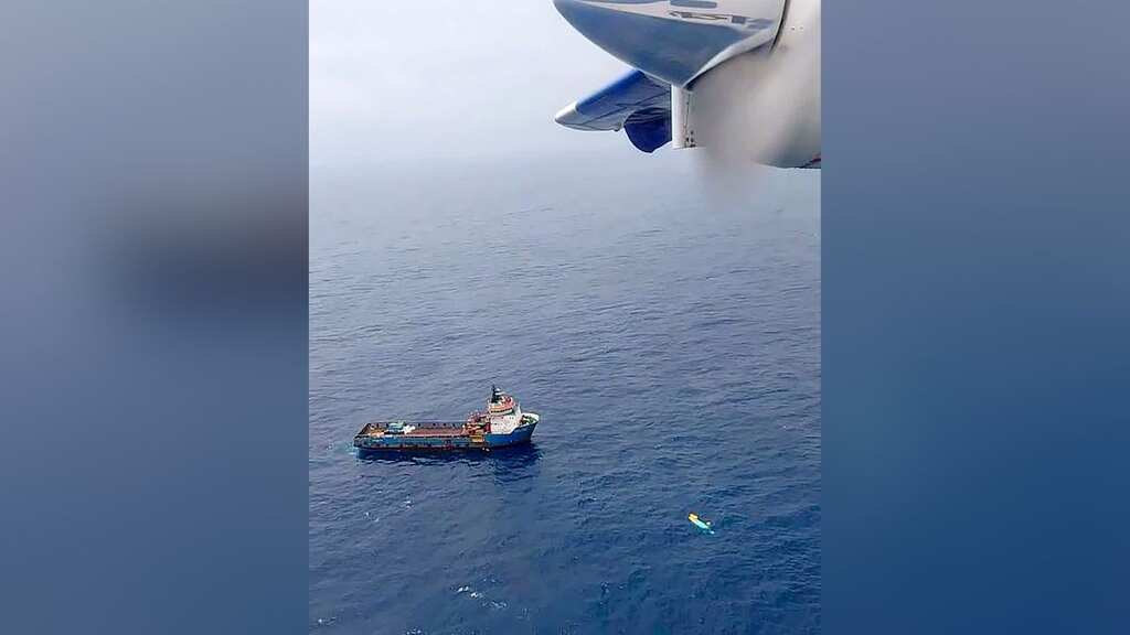 India: Four dead as ONGC chopper falls into the Arabian Sea