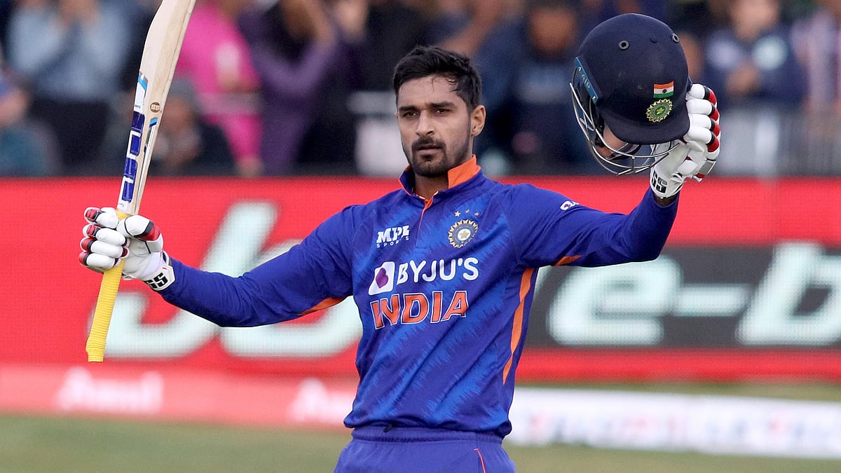 Deepak Hooda's maiden century helps India beat Ireland by 4 runs in 2nd T20I, seal series 2-0 Deepak Hooda's maiden century helps India beat Ireland by 4 runs in 2nd T20I, seal series 2-0