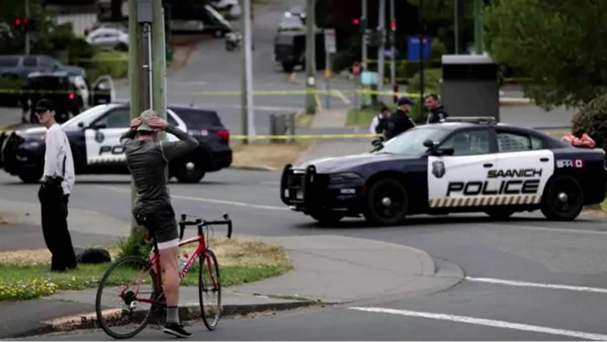 Canada: Two suspects who tried to rob bank killed during shootout