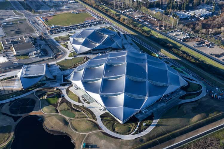 Google's new bay view campus comprises of social spaces, solar panels