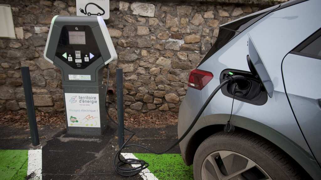 EU to end sales of combustion engine vehicles by 2035