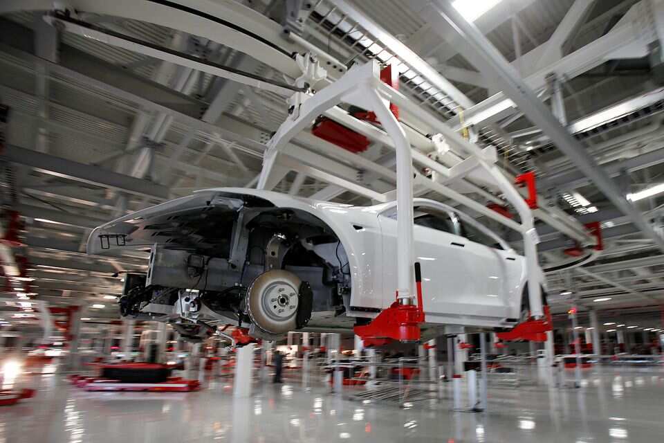 Companies cut spending, jobs as economic outlook grows less certain