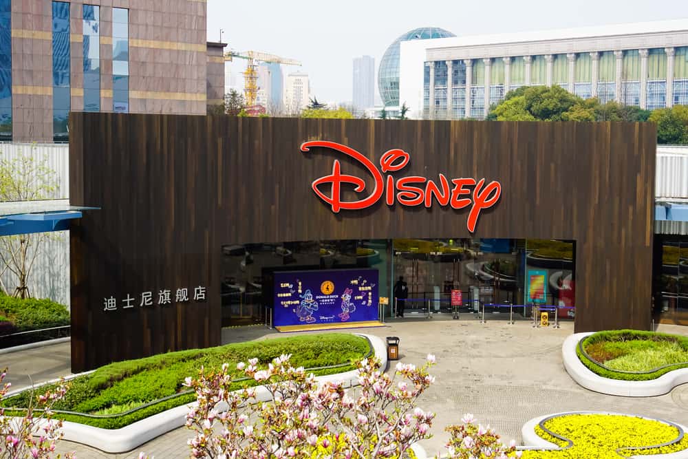 Shanghai's Disneyland reopens with COVID measures
