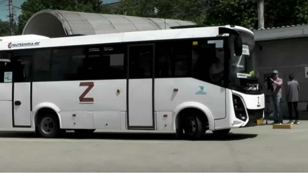 First bus service between Crimea and Russian-held Ukraine territory starts