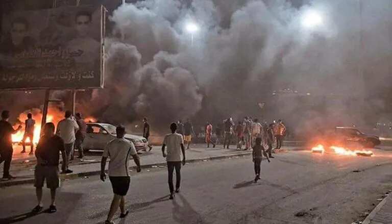 Blockade of key oil facilities amid the entrenched political rivalries