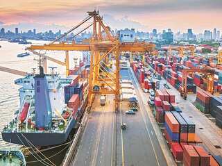 Rising Bangladesh exports hit all-time high of over $52 bn in FY 2021-22
