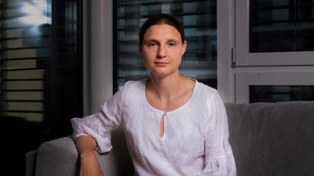 Maryna Viazovska: Ukrainian becomes second woman to win Fields math medal