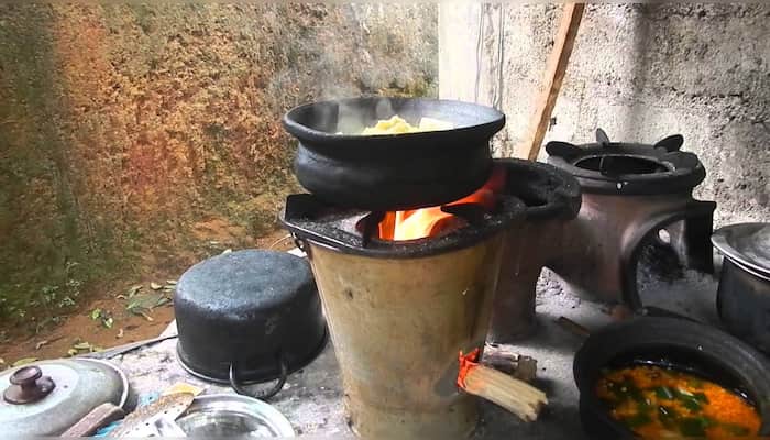 WION Dispatch | Sri Lanka Crisis & Chaos: Firewood now being used to cook meals
