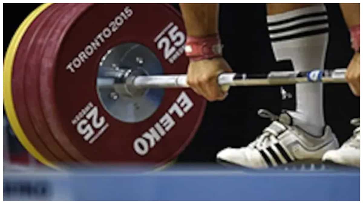 Reanna Solomon, Commonwealth weightlifting gold medallist, dies of Covid aged 40