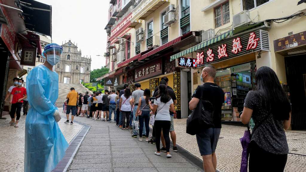 Macau uses two more casino hotels for COVID-19 medical facilities