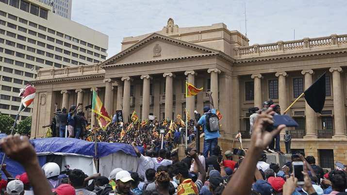 Sri Lanka crisis: PM, President agree to step down; Gotabaya's current location kept secret
