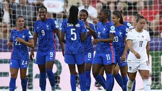 Grace Geyoro grabs a first half hat-trick as France thrash Italy 5-1 in Women's Euro 2022