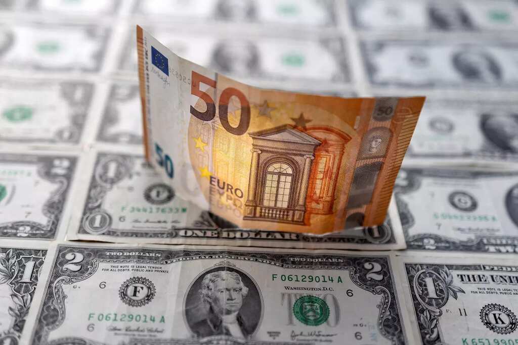 1 Euro equals 1 US dollar: For the first time in 20 years, Euro hits dollar parity