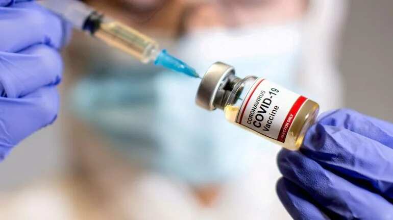 India's covid vaccination drive sets two billion dose-record in just 18 months