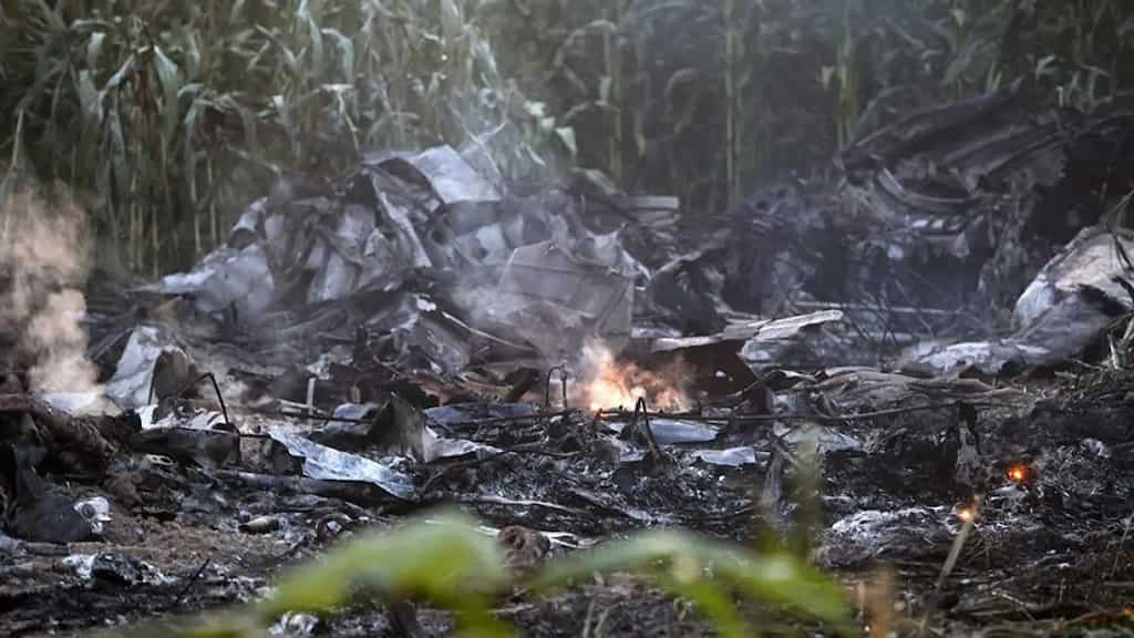 8 crew members dead in a Cargo plane crash in Northern Greece