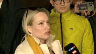 Russian TV journalist who criticised Putin listed 'wanted' after fleeing house arrest