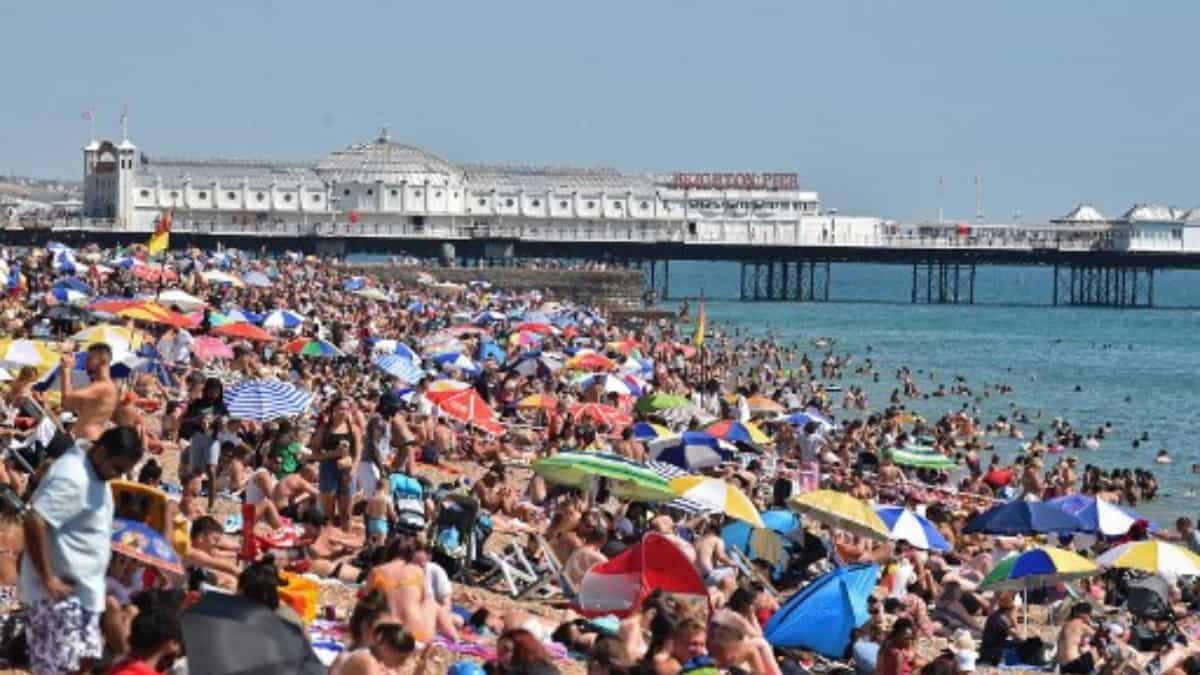 People flocked beaches