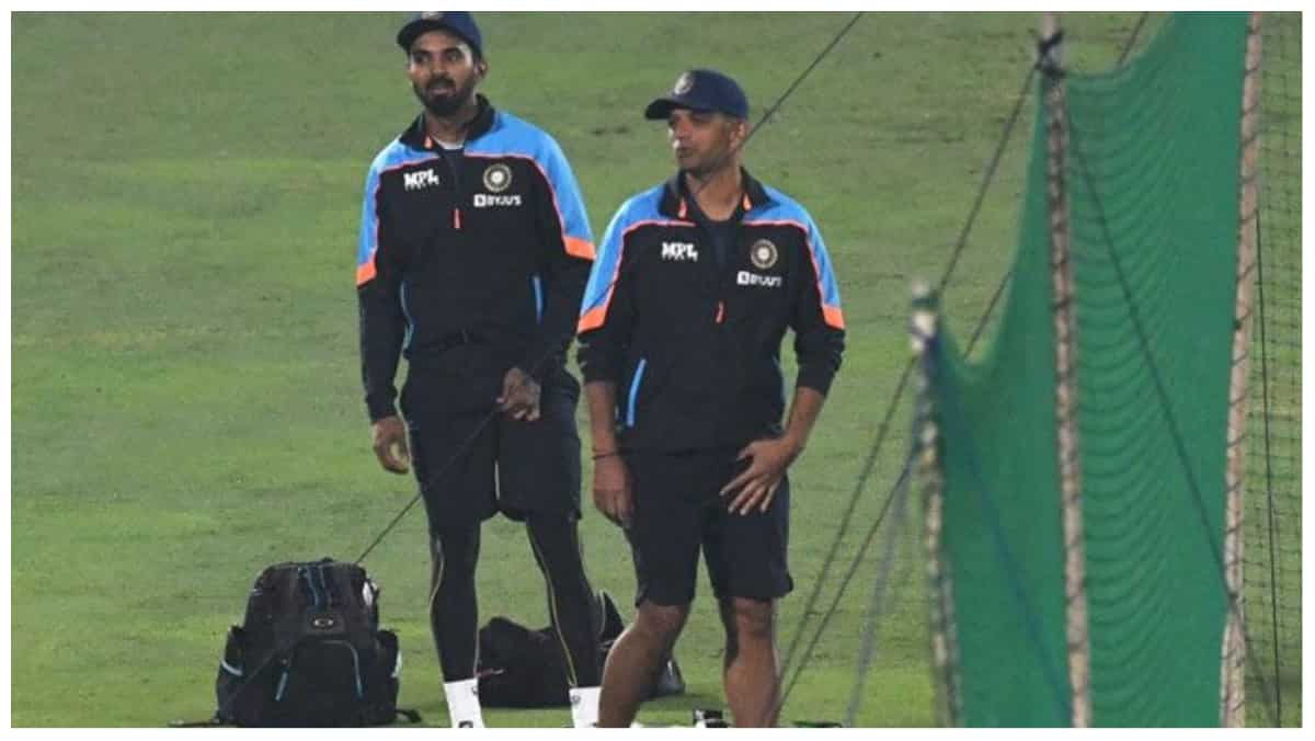 5) Rahul Dravid with KL Rahul