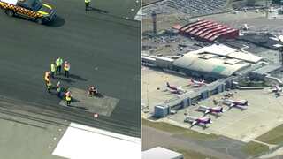 UK: Air traffic briefly suspended at Luton airport as hot weather 'melted' the runway